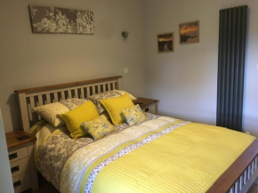 Willow Cottage in Sound Healing Centre